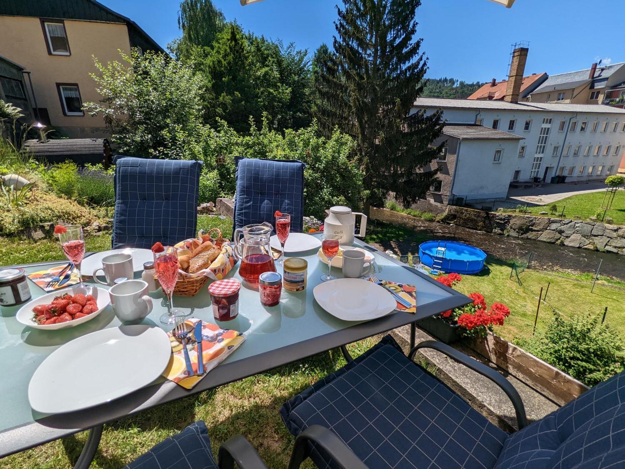 F1 - Urlaubsmagie - Helle Wohnung Mit Sauna & Pool & Whirlpool زبنيتس المظهر الخارجي الصورة